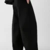 The Ovalo pants Curved pants The Ovalo pants Curved pants