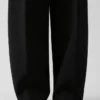 The Ovalo pants Curved pants The Ovalo pants Curved pants