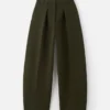 The Ovalo pants Curved pants The Ovalo pants Curved pants