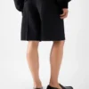 The Ovalu shorts Tailored Bermuda shorts