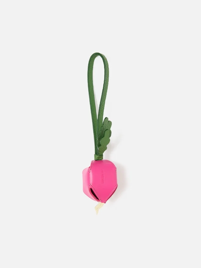 The radish Origami radish-shaped bag charm The radish Origami radish-shaped bag charm