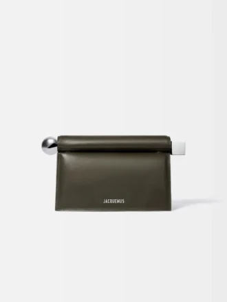 The Rond Carré clutch Take-out clutch