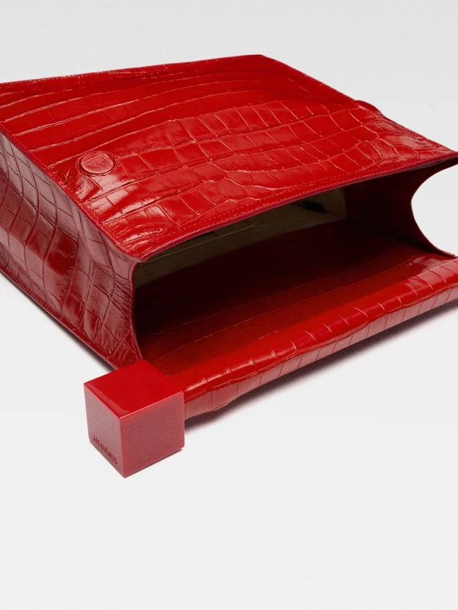 The Rond Carré clutch Take-out clutch The Rond Carré clutch Take-out clutch