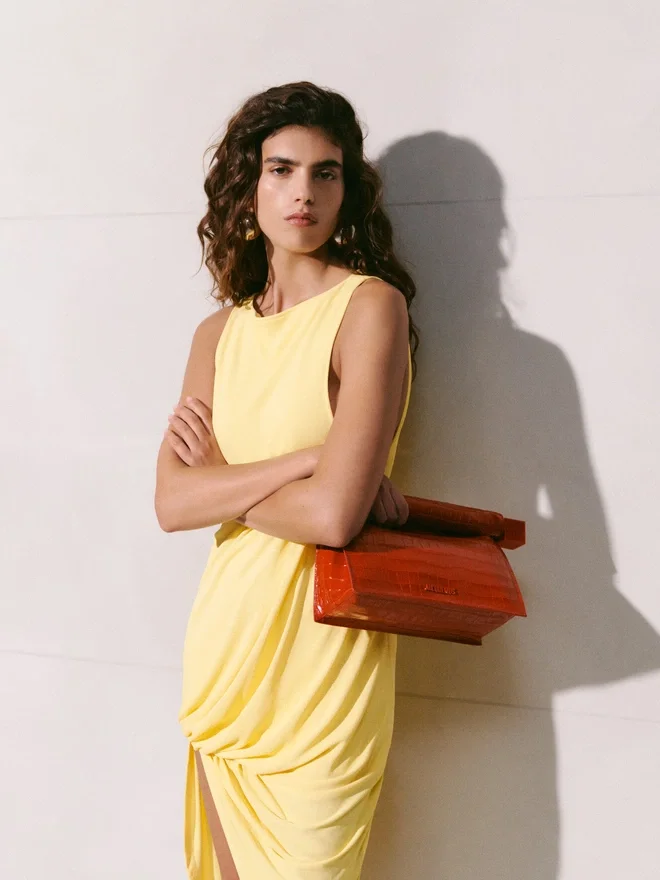 The Rond Carré clutch Take-out clutch The Rond Carré clutch Take-out clutch