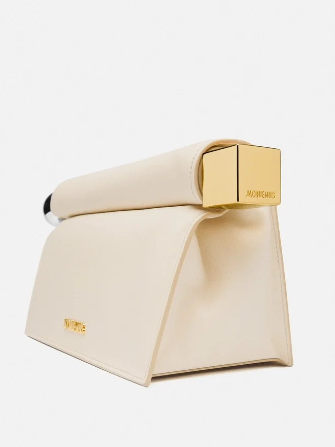 The Rond Carré clutch Take-out clutch The Rond Carré clutch Take-out clutch