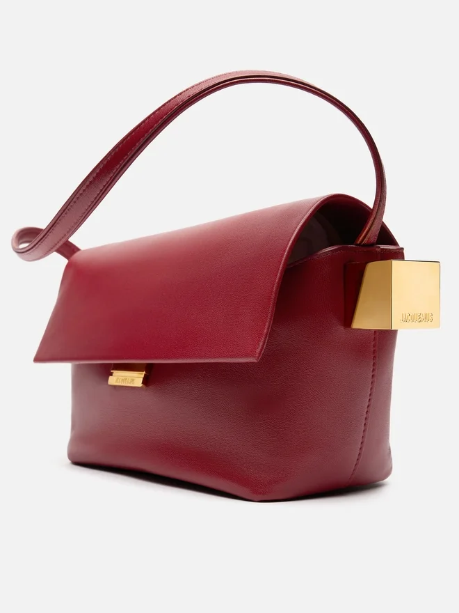 The Rond Carré Folded shoulder bag The Rond Carré Folded shoulder bag