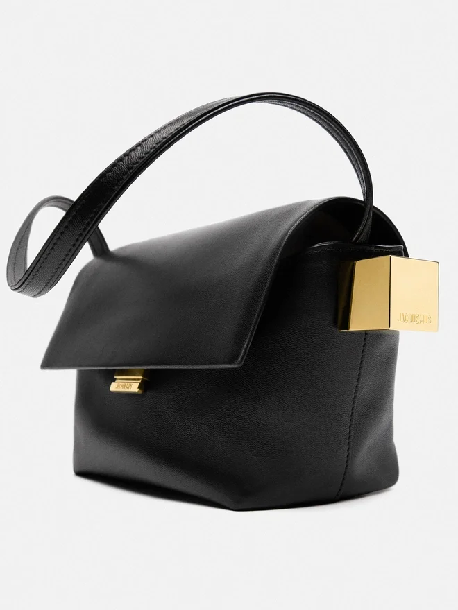 The Rond Carré Folded shoulder bag The Rond Carré Folded shoulder bag