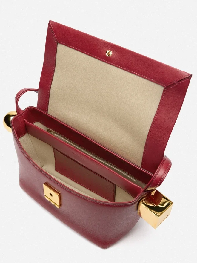 The Rond Carré Folded shoulder bag The Rond Carré Folded shoulder bag