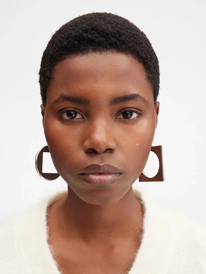 The Rond Carré hoops earrings Asymmetrical hoop earrings The Rond Carré hoops earrings Asymmetrical hoop earrings