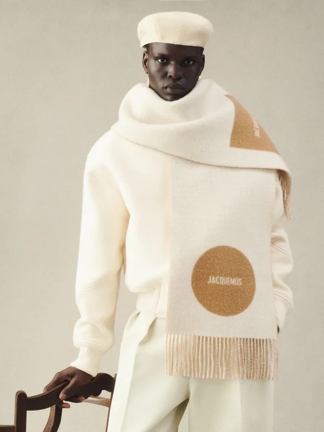 The Rond Carré scarf Jacquard logo scarf The Rond Carré scarf Jacquard logo scarf