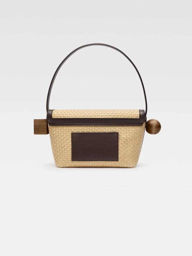 The Rond Carré Shoulder bag with flap The Rond Carré Shoulder bag with flap
