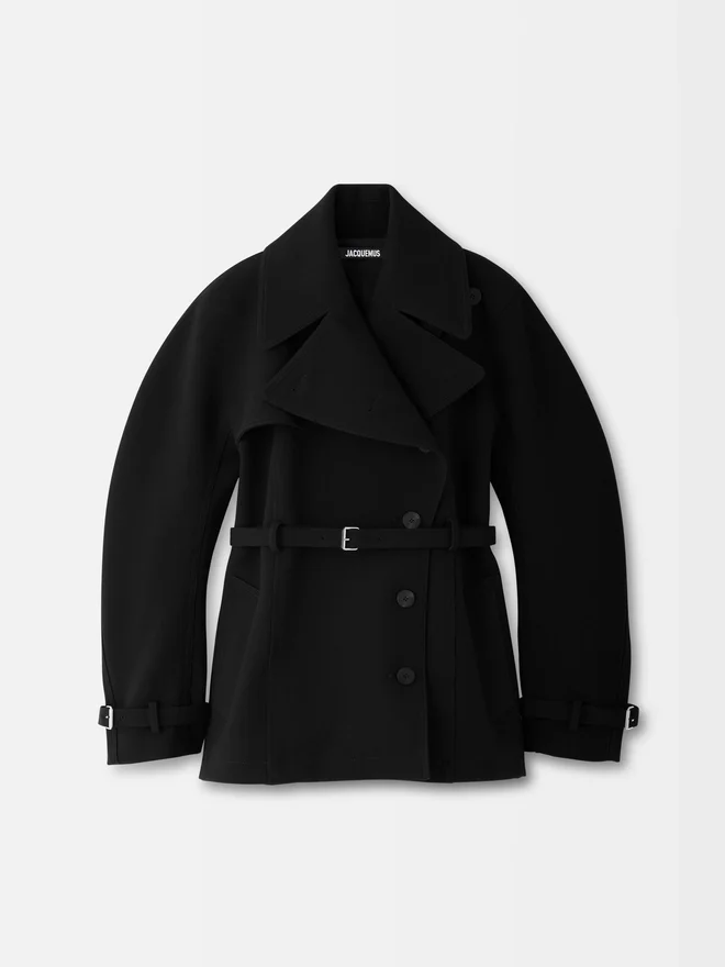 The short Ovalo trench coat Hourglass trench coat The short Ovalo trench coat Hourglass trench coat
