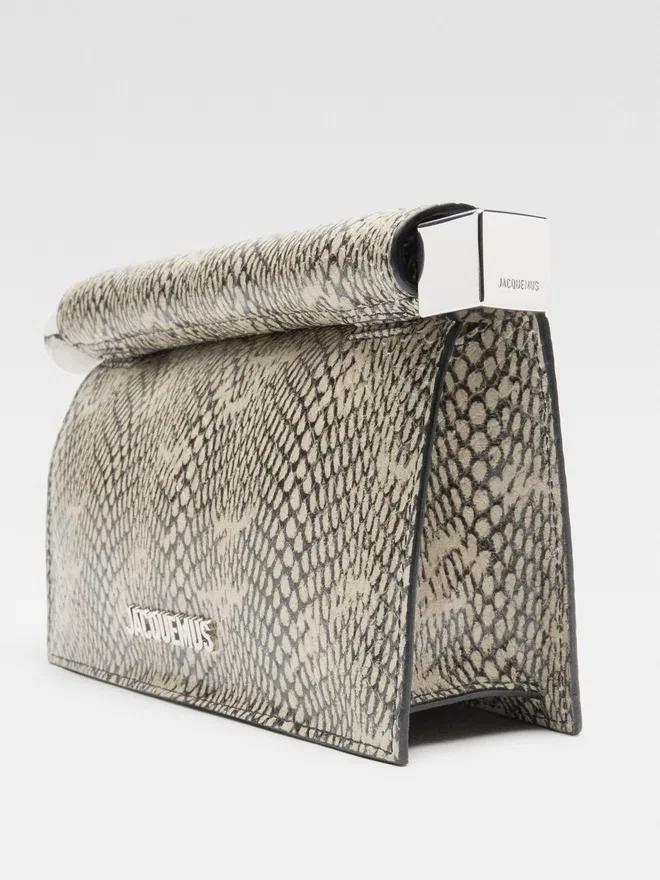 The small Rond Carré clutch Mini take-away pouch bag The small Rond Carré clutch Mini take-away pouch bag