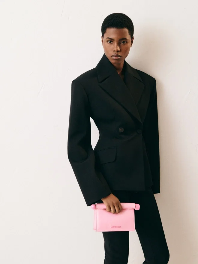 The small Rond Carré clutch Mini take-away pouch bag The small Rond Carré clutch Mini take-away pouch bag