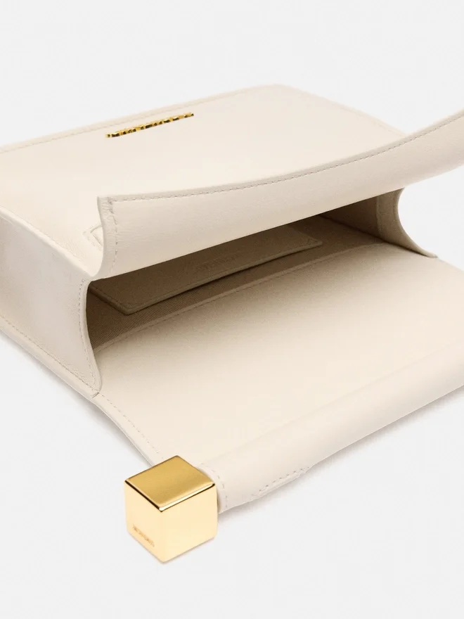 The small Rond Carré clutch Mini take-out clutch The small Rond Carré clutch Mini take-out clutch