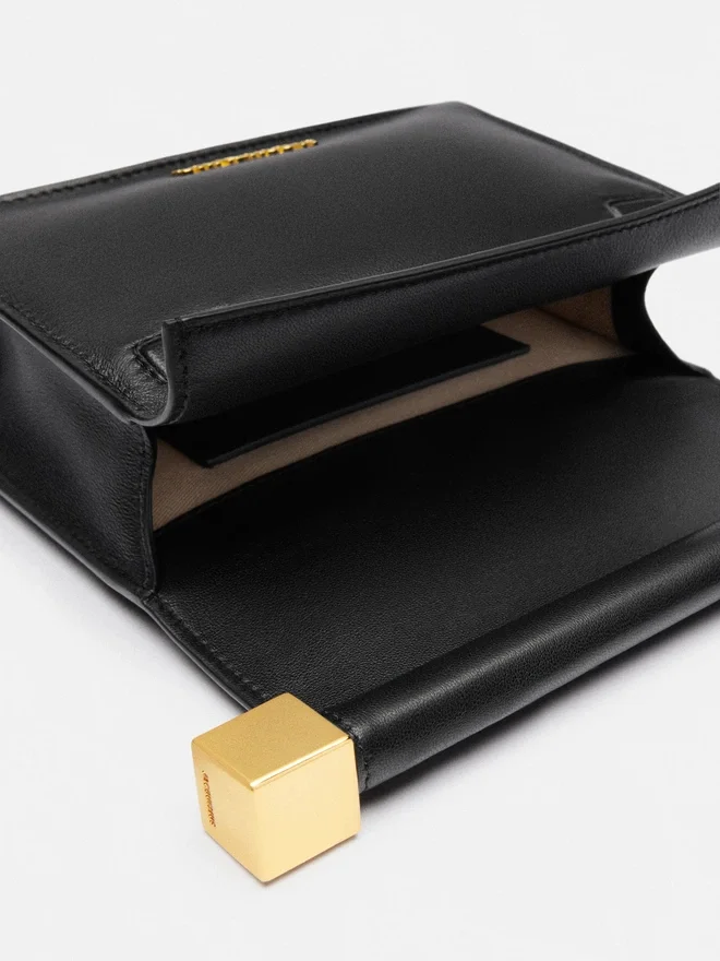 The small Rond Carré clutch Mini take-out clutch The small Rond Carré clutch Mini take-out clutch