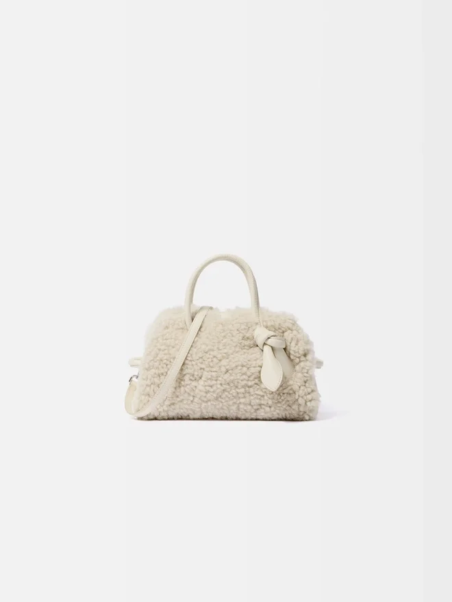 The small Turismo Small soft bowling bag The small Turismo Small soft bowling bag