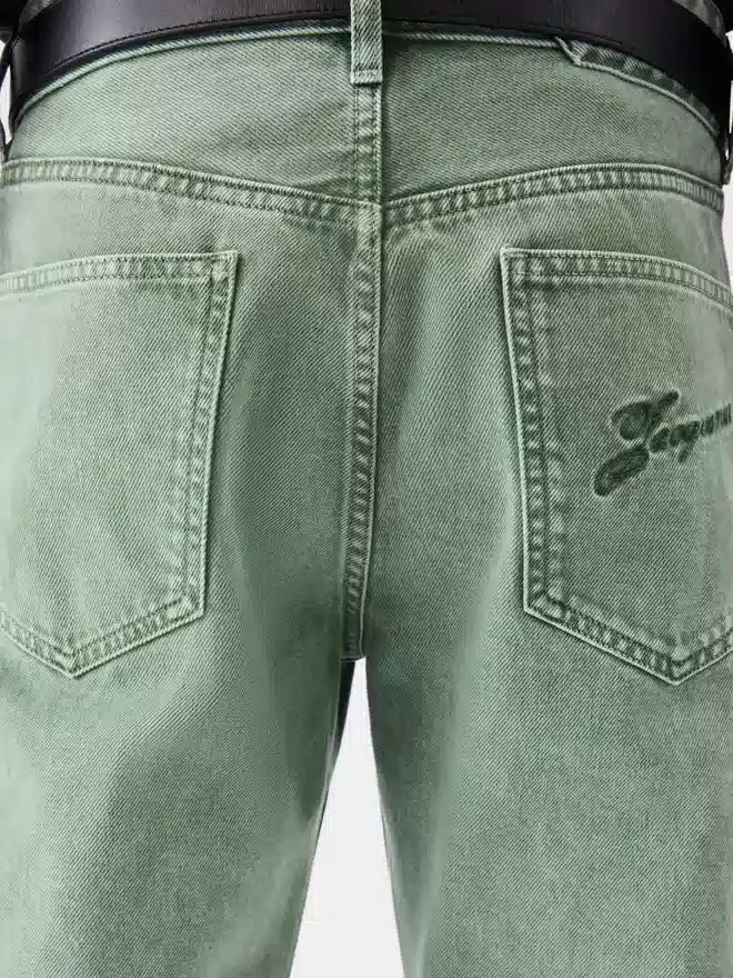 The straight de-Nîmes denim pants Straight-leg jeans The straight de-Nîmes denim pants Straight-leg jeans