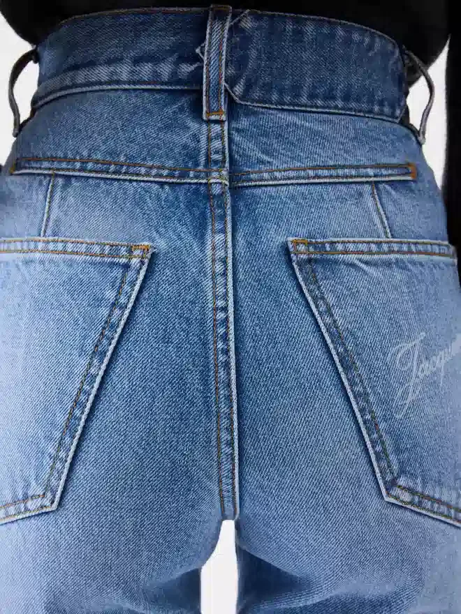 The straight de-Nîmes denim pants Straight-leg jeans The straight de-Nîmes denim pants Straight-leg jeans
