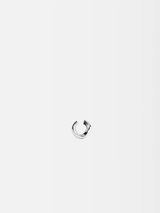The Tourni ear cuff Twisted mini ear cuff The Tourni ear cuff Twisted mini ear cuff
