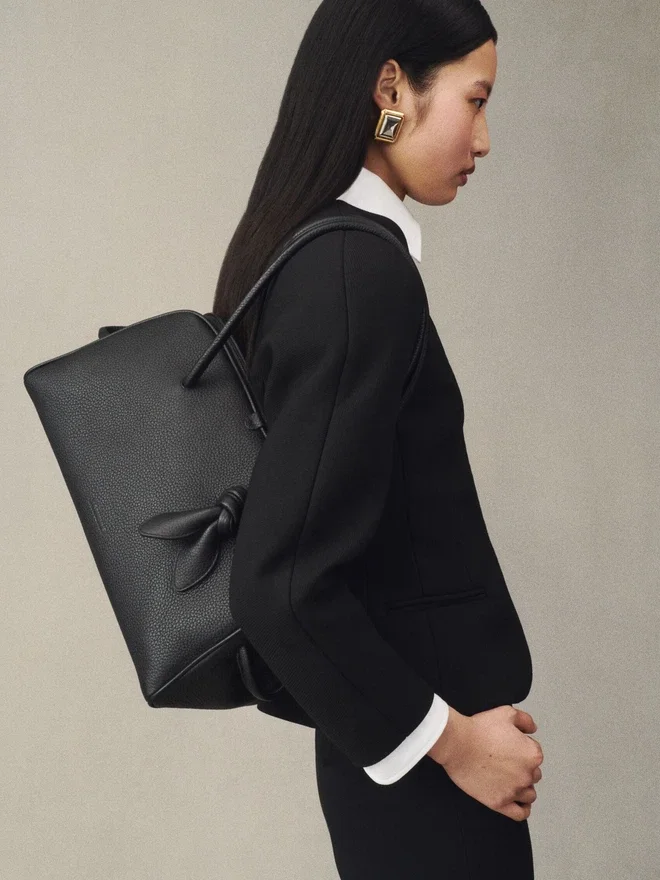 The Turismo Soft bowling bag The Turismo Soft bowling bag